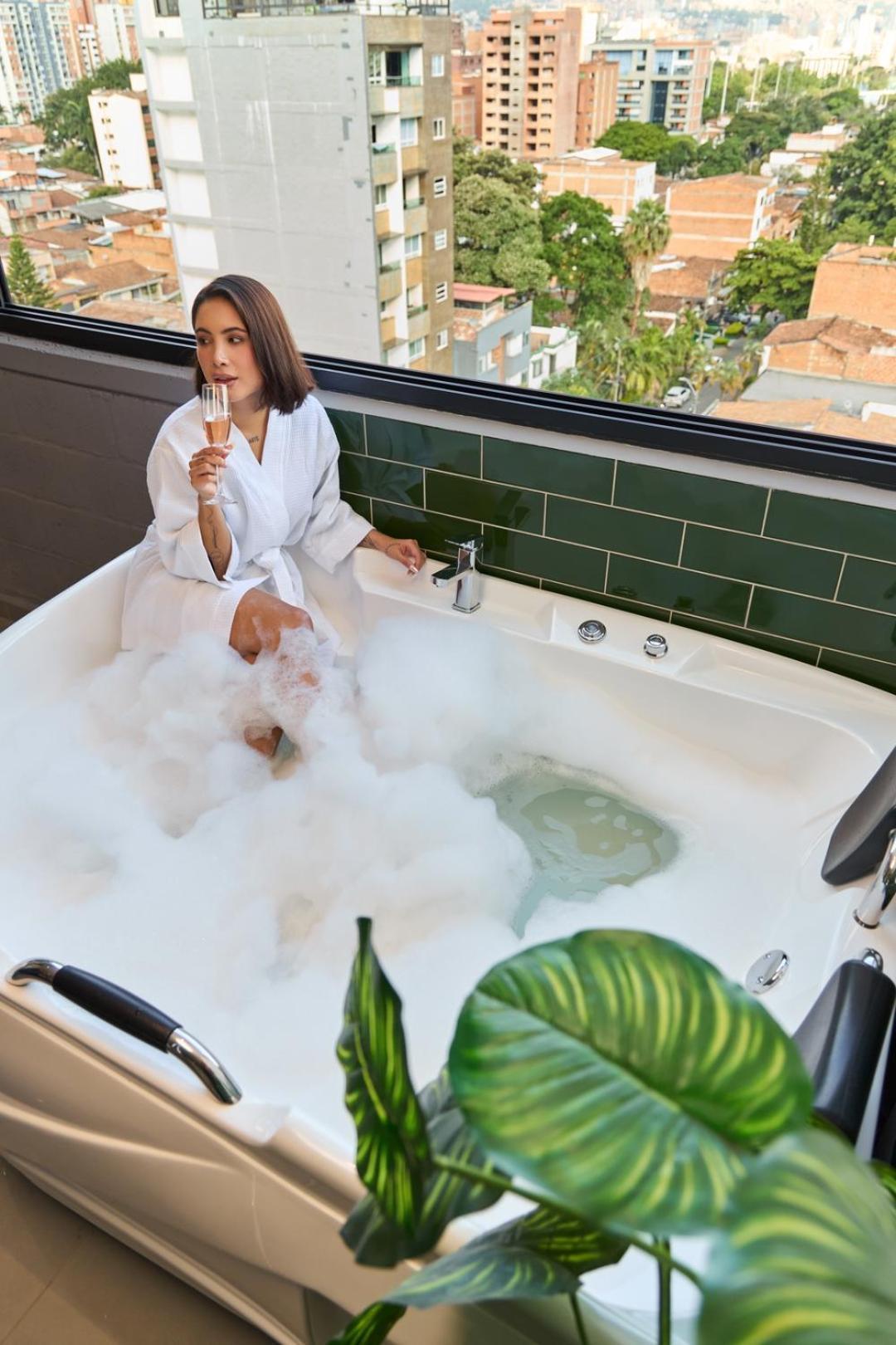 Apartamento Stadio Comfort Jacuzzi Rosa Negra Aparta-suite